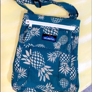 Kavu Crossbody